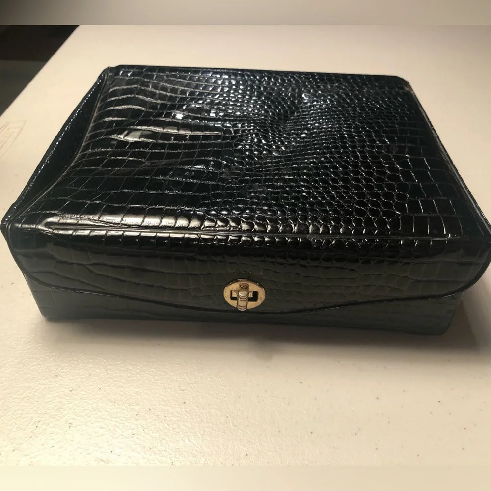 Irma Shorell Vintage Faux Crocodile Cosmetic Travel Case Black Gold Tone
